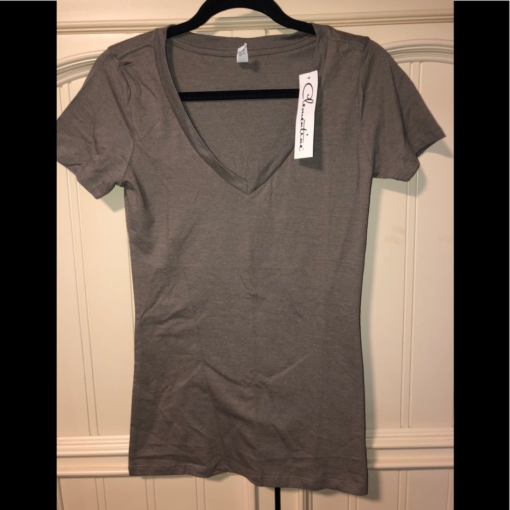 V-neck tee shirt